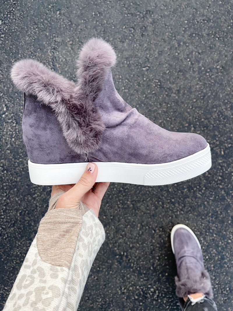 Very G Snow Bunny Fur Lined Booties in Gray