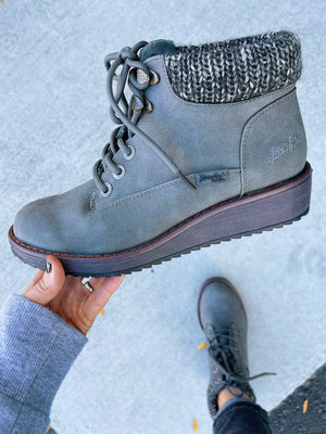 Blowfish Adventure Ready Boot in Gray