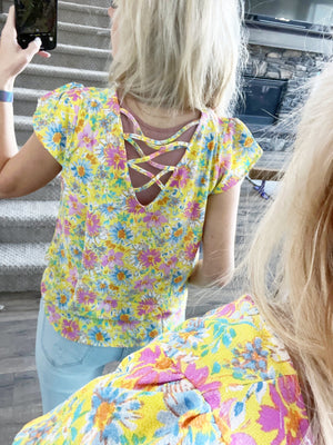 Right Now Floral Blouse in Yellow