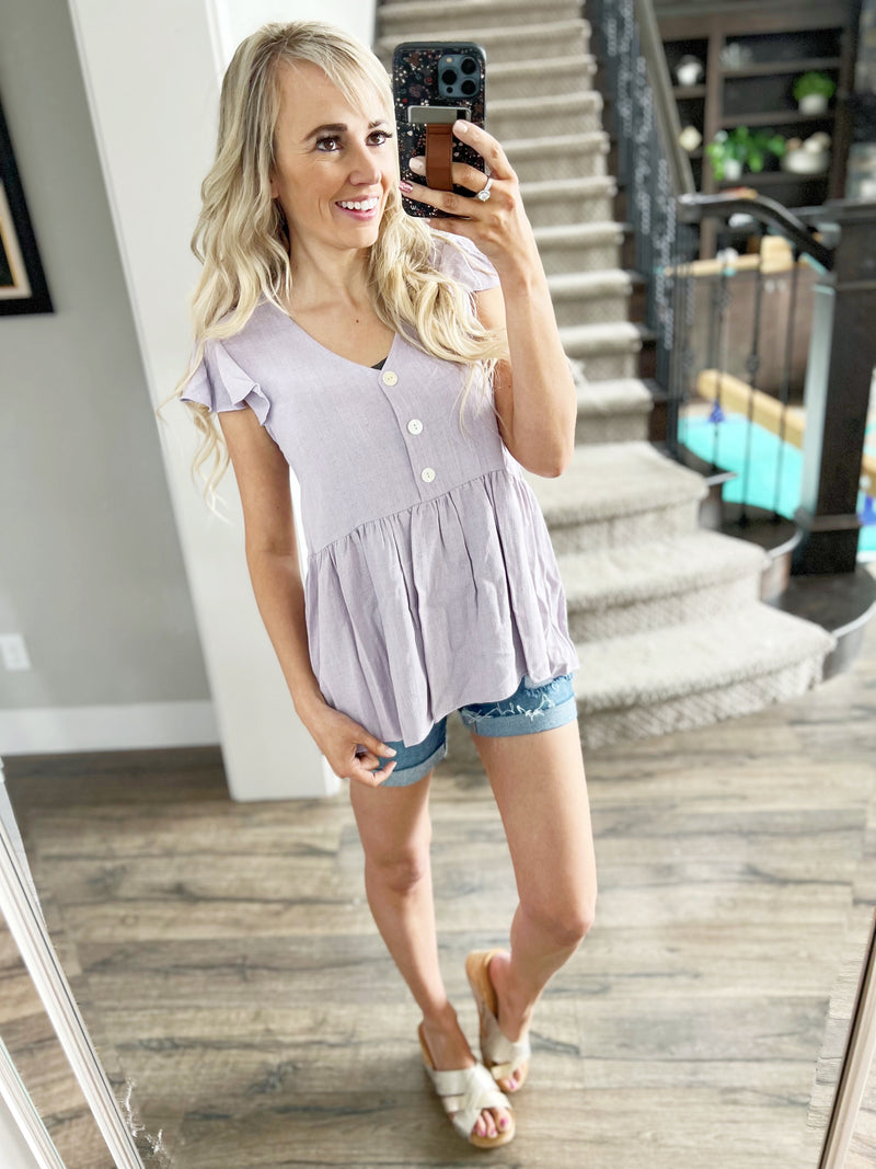 Hello Gorgeous Linen Top in Lavender