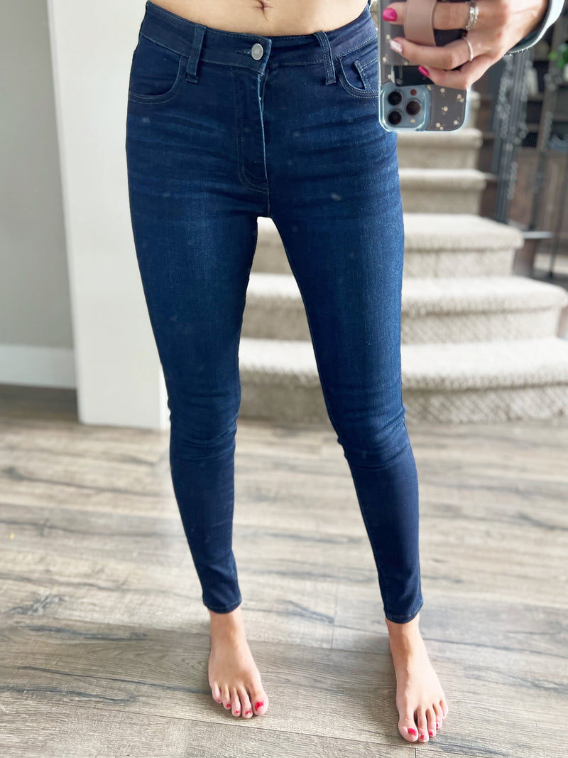 KanCan Homecoming Ultra Dark Wash Skinny Jeans