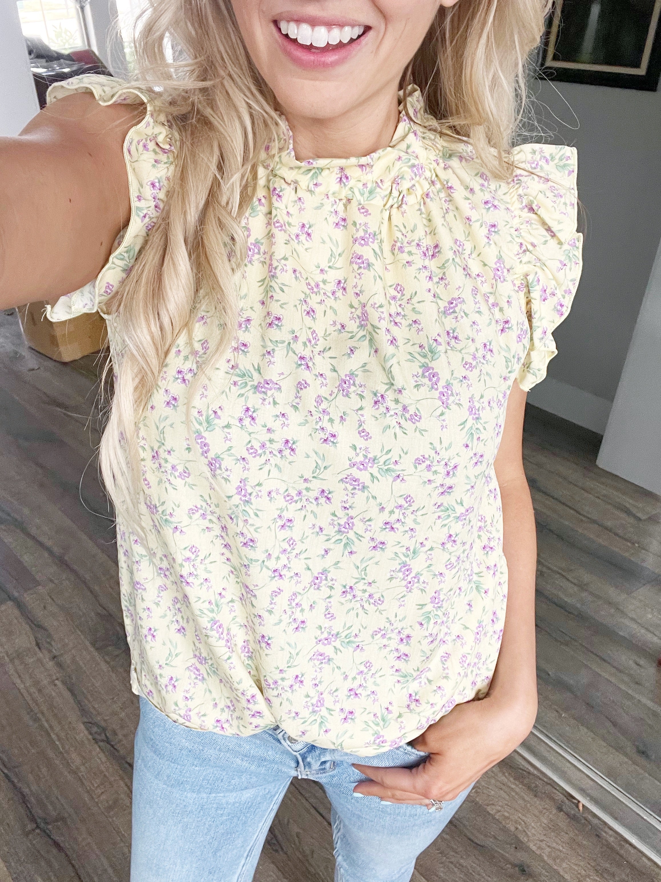 tapperhed nåde Insister Yearbook Picture Ruffle Tank in Soft Yellow and Lavender Floral – Ivory Gem