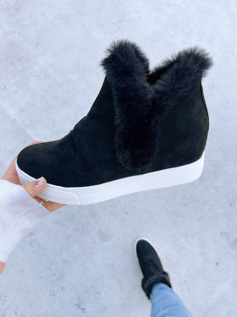 Very G Snow Bunny Fur Lined Booties in Black