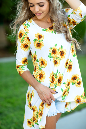 Carry On Sunflower Tunic Top in Ivory (SALE)