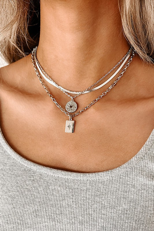 Mysterious Layered Necklace in Silver